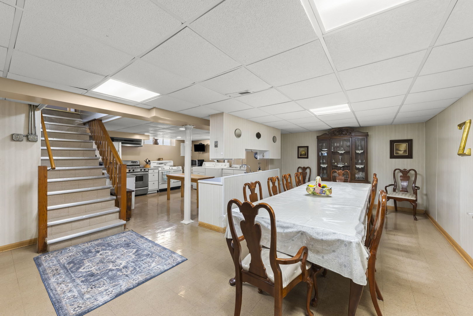 261 S Mayfair Place