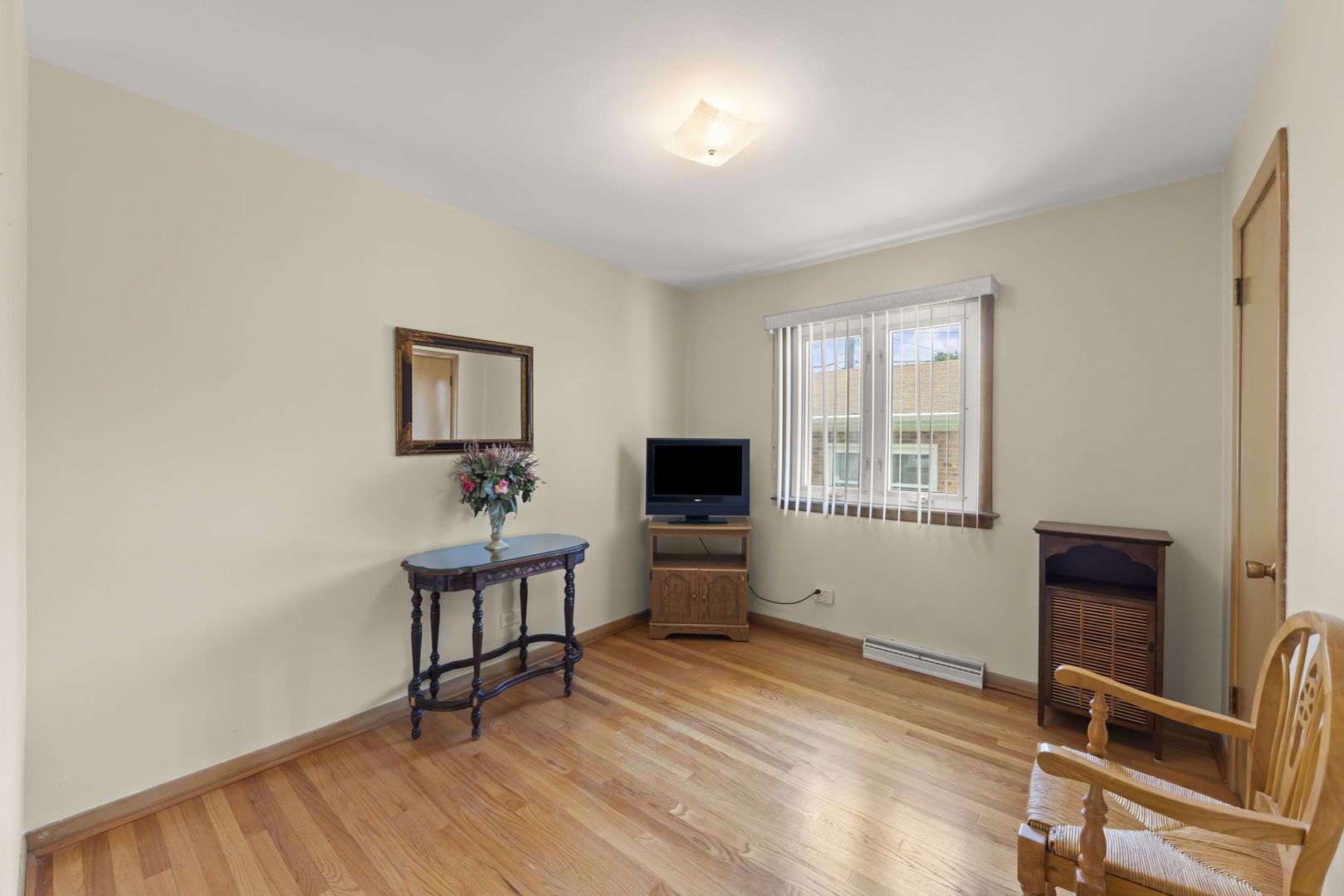 261 S Mayfair Place