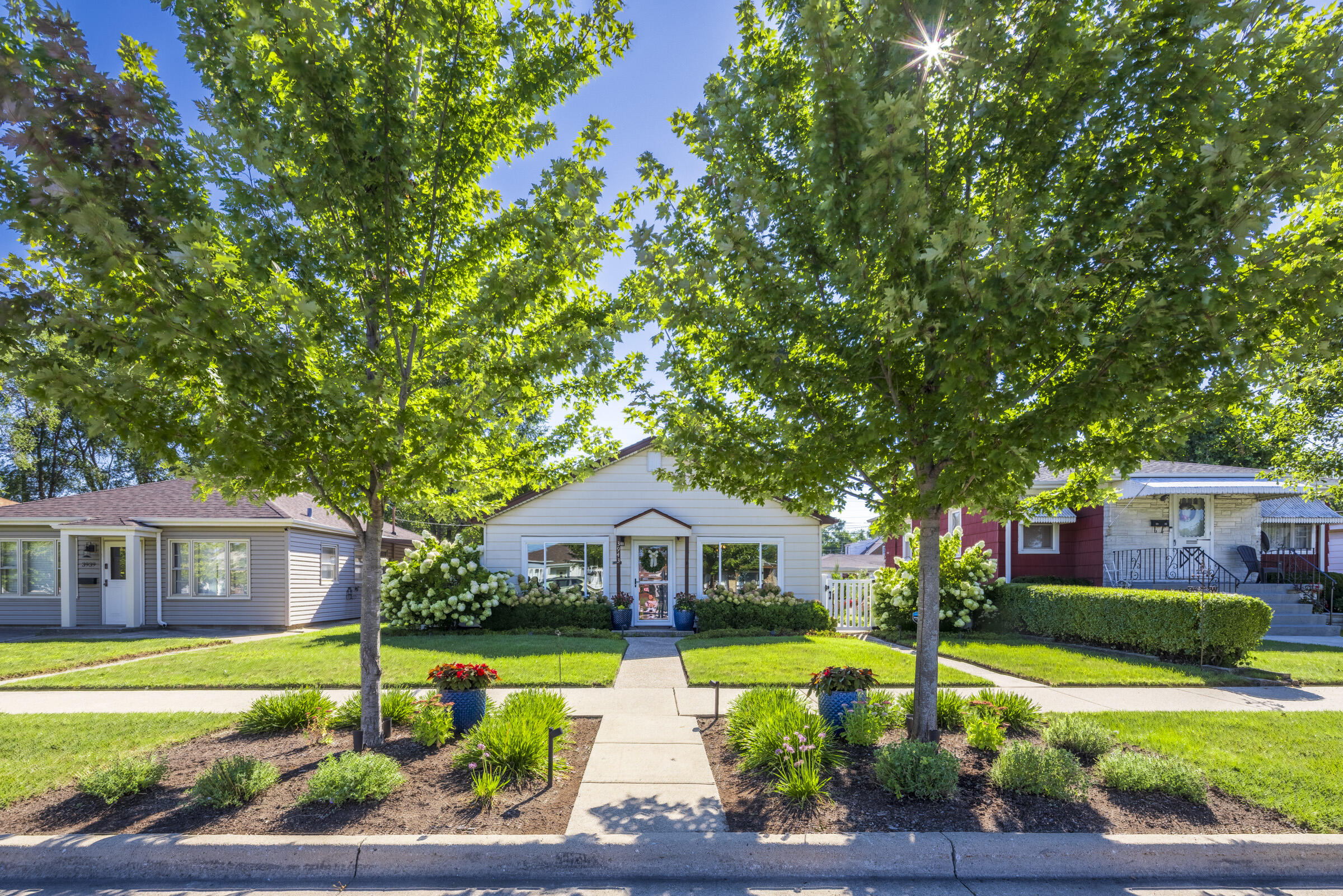 3943 Henry Avenue