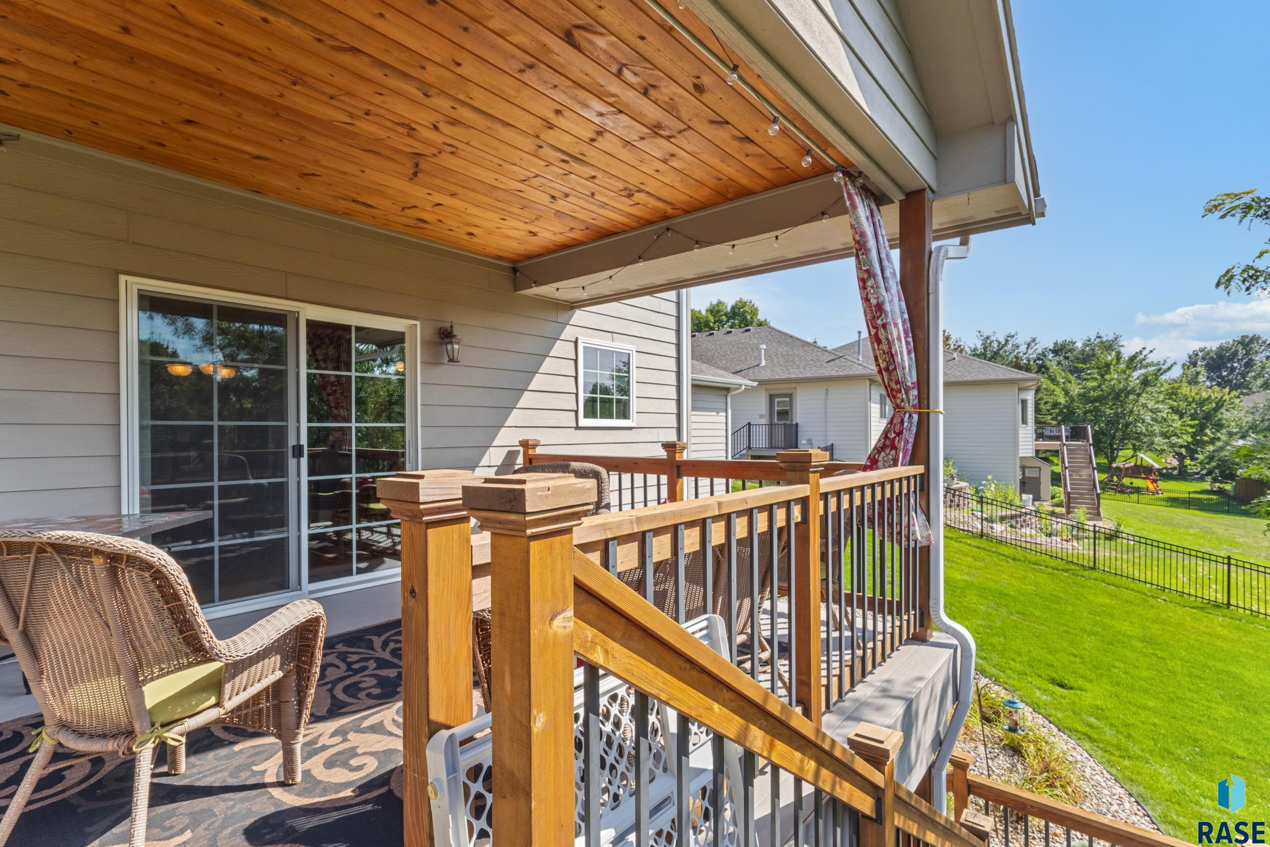 6309 S Heatherridge Ave