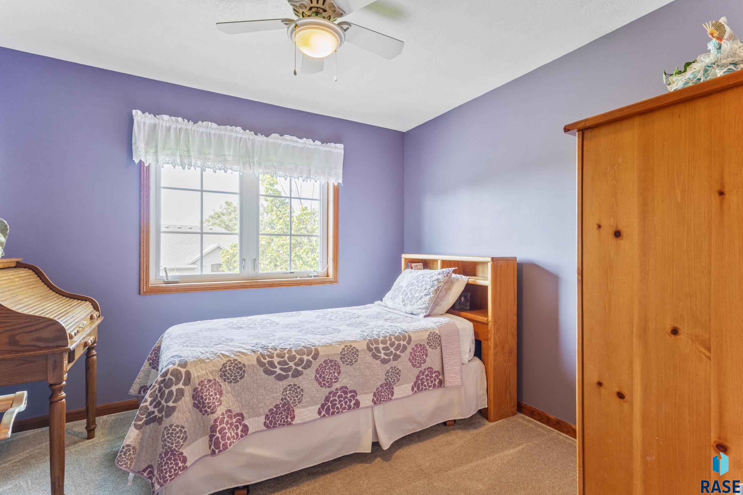 6309 S Heatherridge Ave