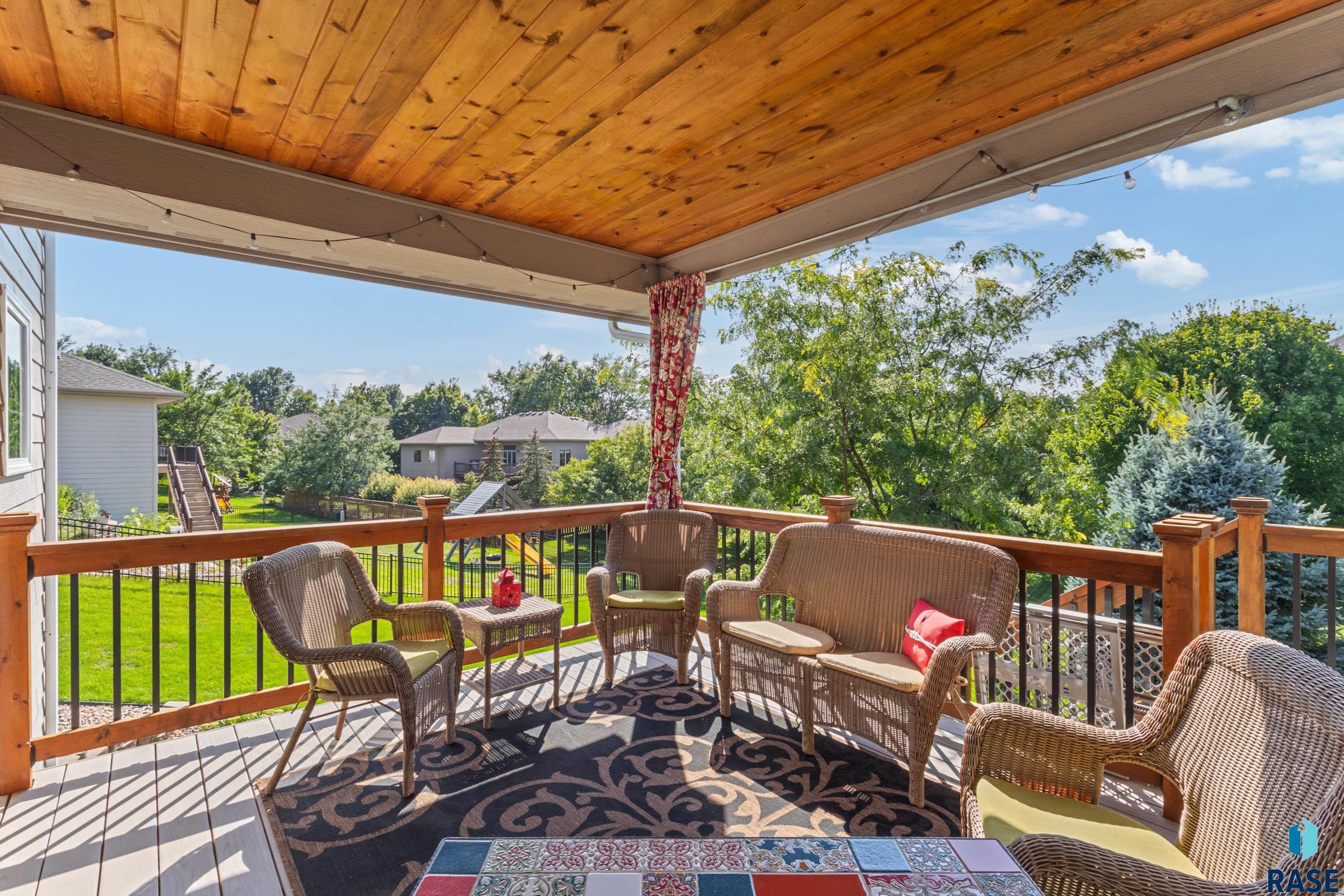 6309 S Heatherridge Ave