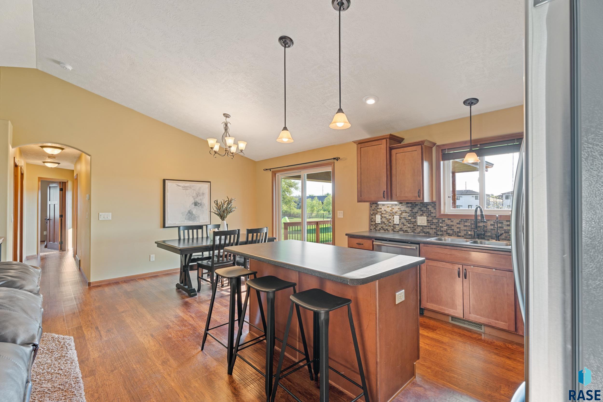 406 Shebal Ave Ave
