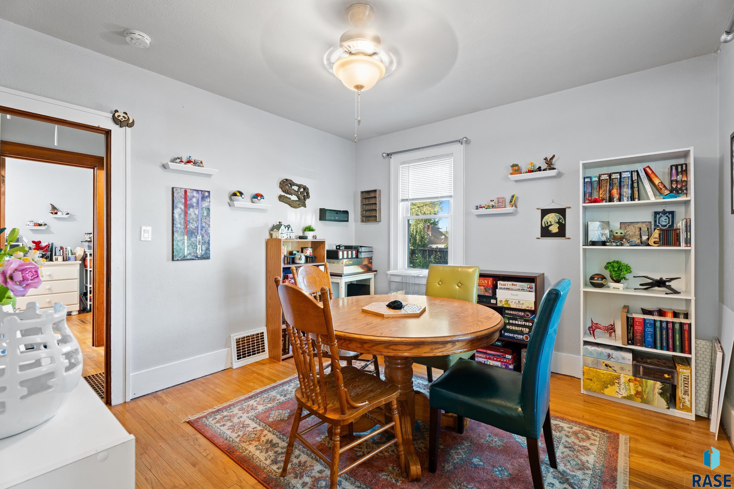 717 S Grange Ave Avenue