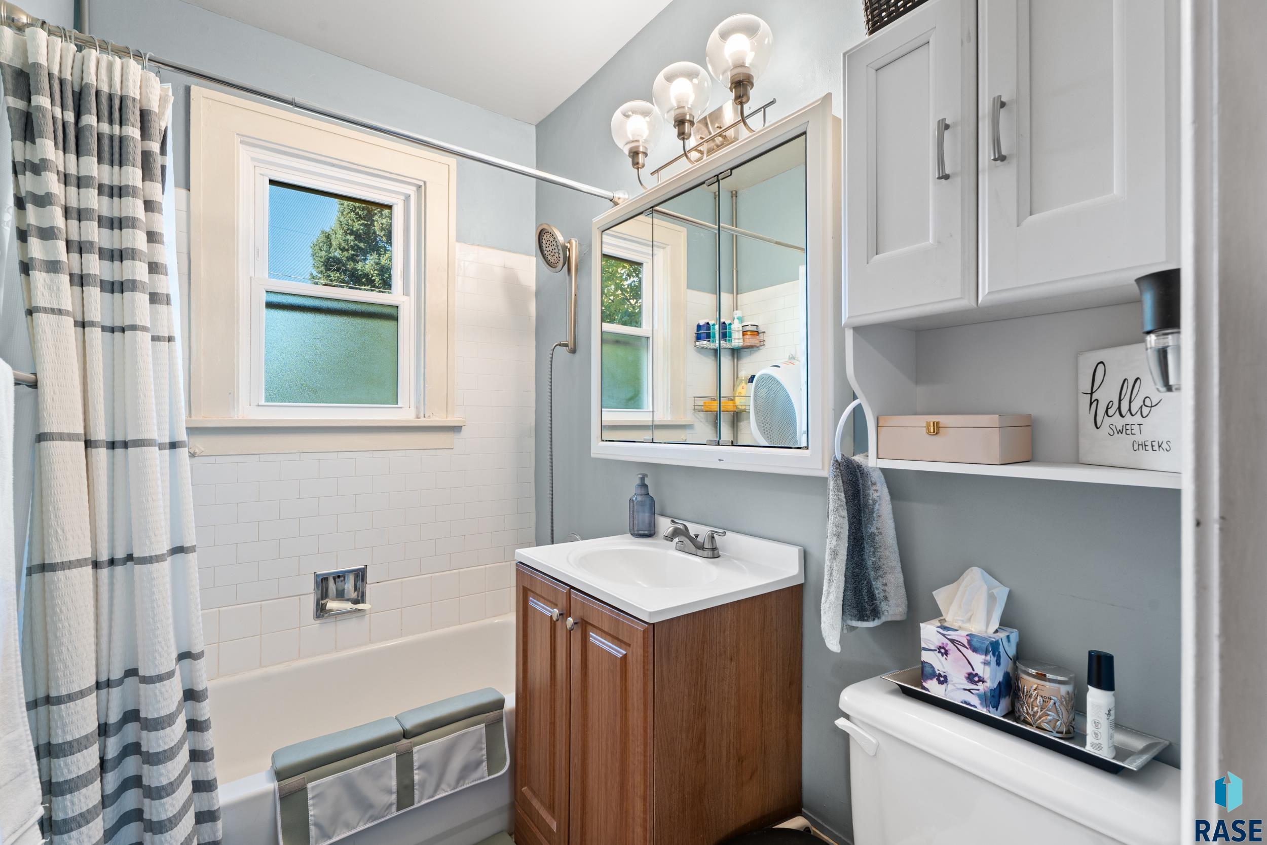 717 S Grange Ave Avenue