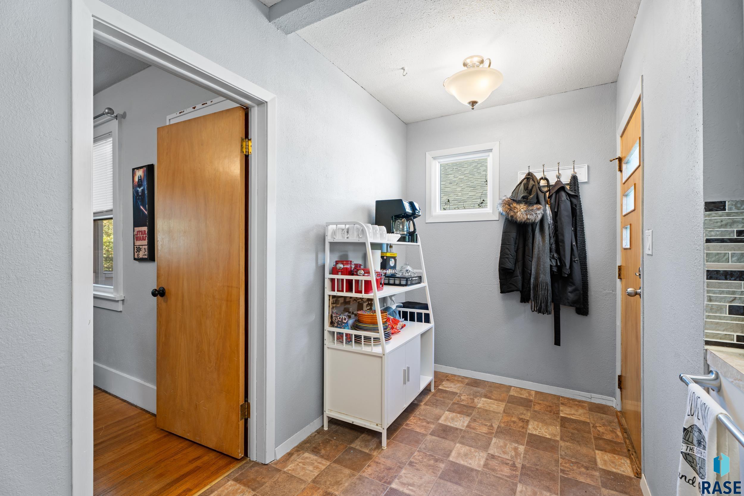 717 S Grange Ave Avenue