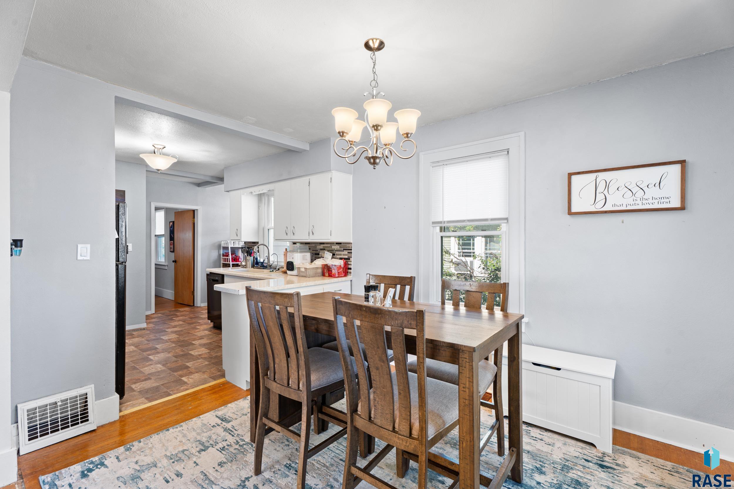 717 S Grange Ave Avenue