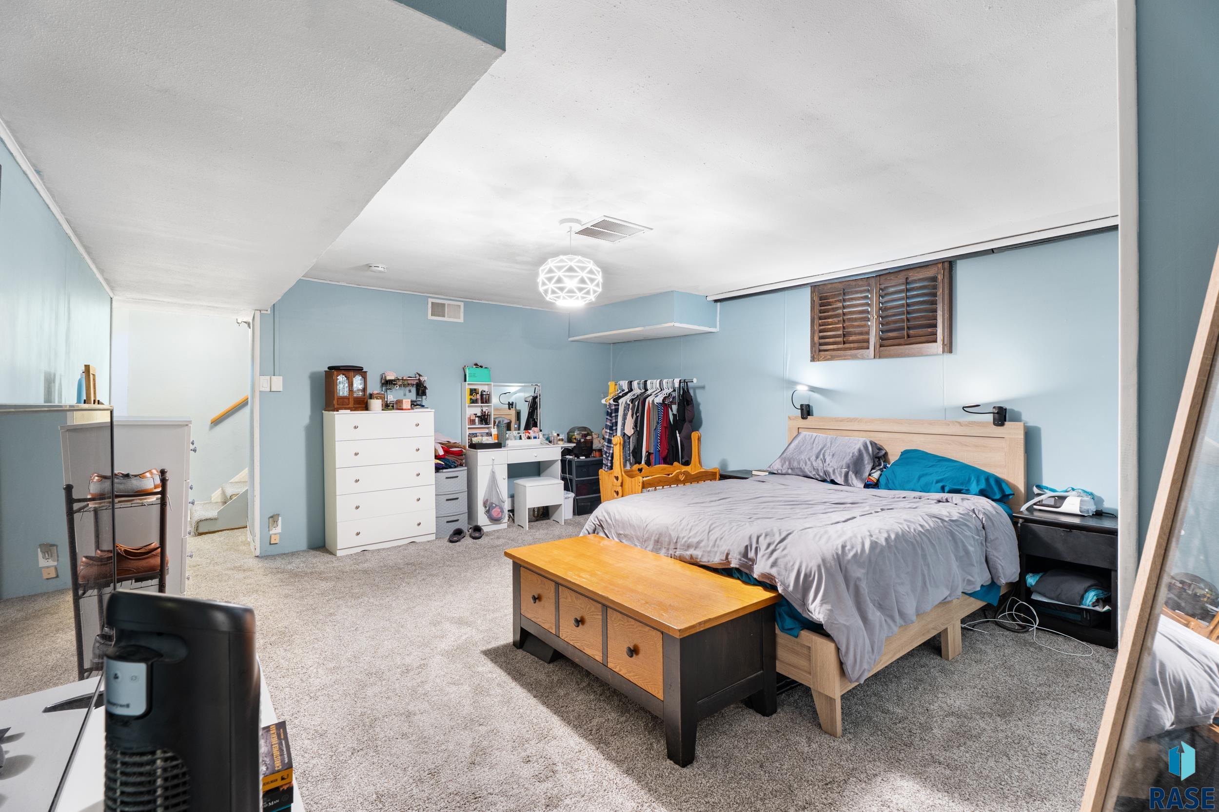 717 S Grange Ave Avenue