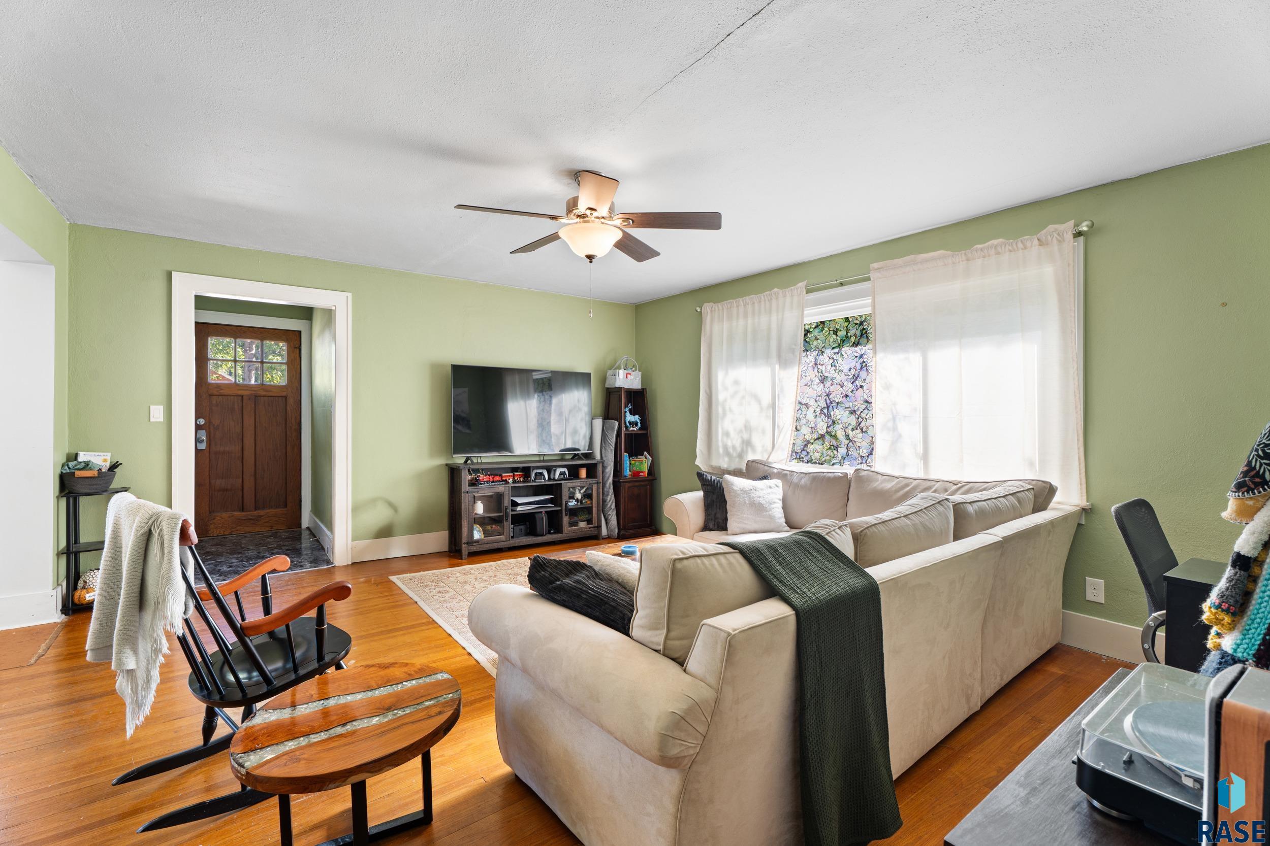 717 S Grange Ave Avenue