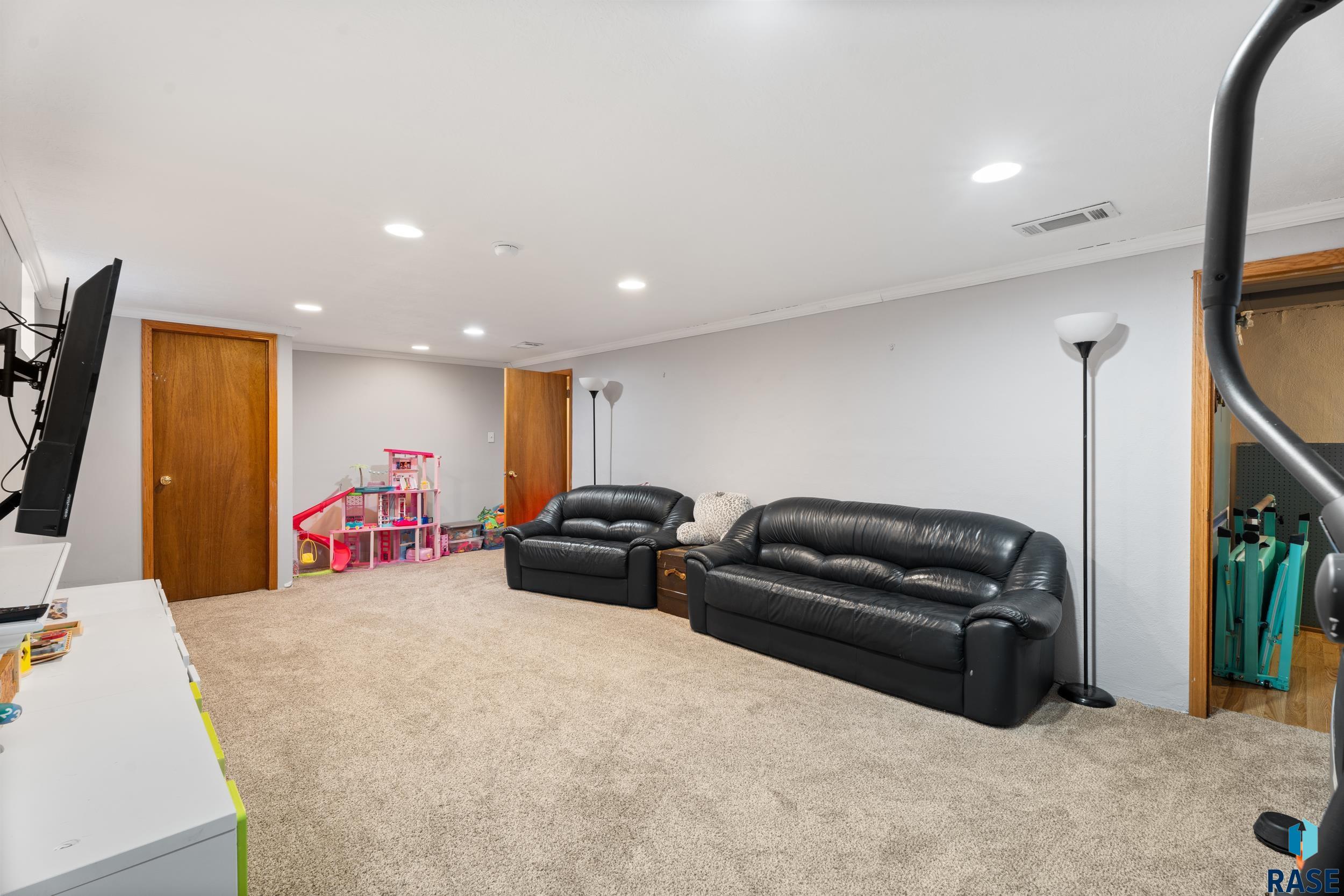 804 S Bahnson Ave Avenue