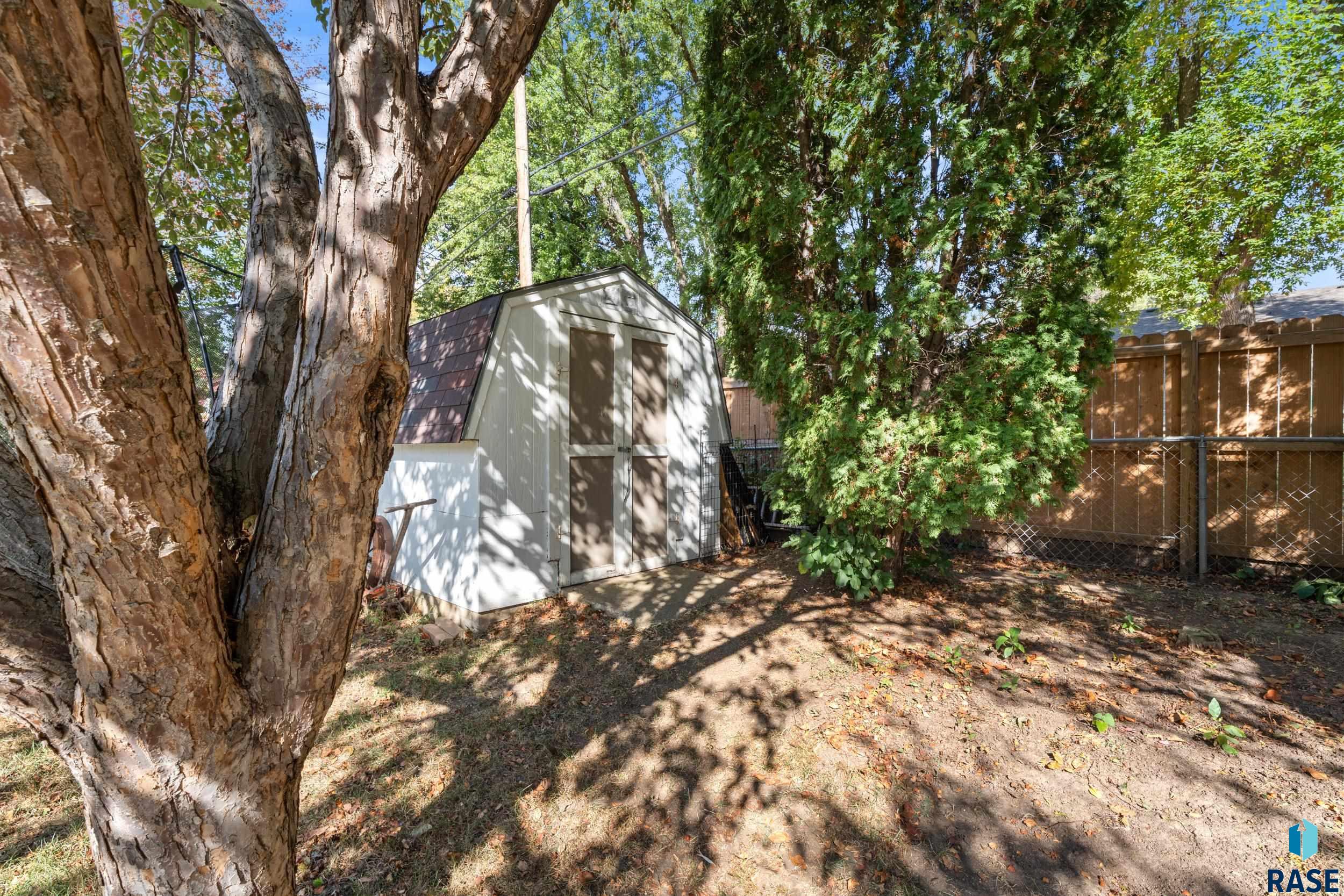 804 S Bahnson Ave Avenue