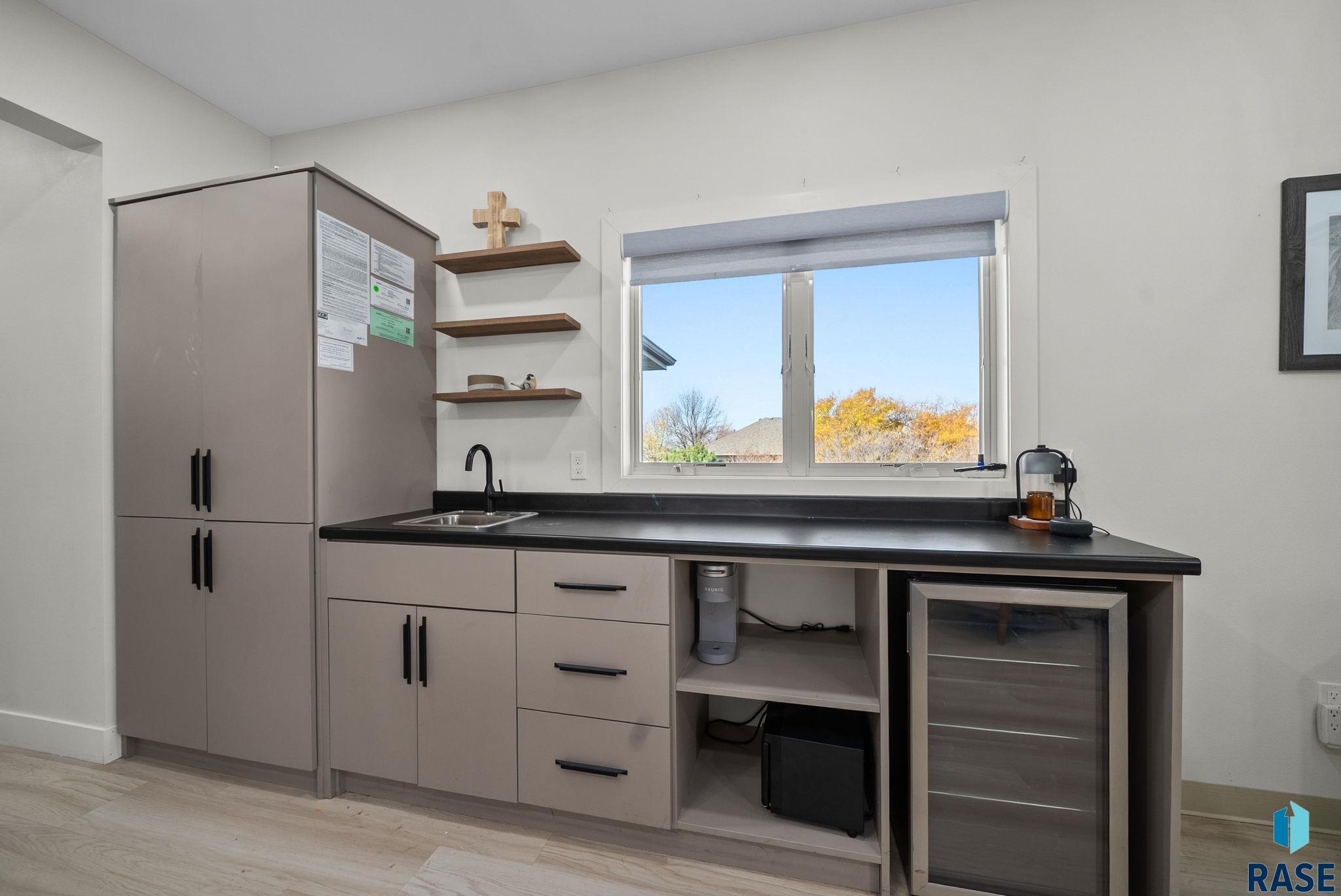 6313 Heatherridge Ave