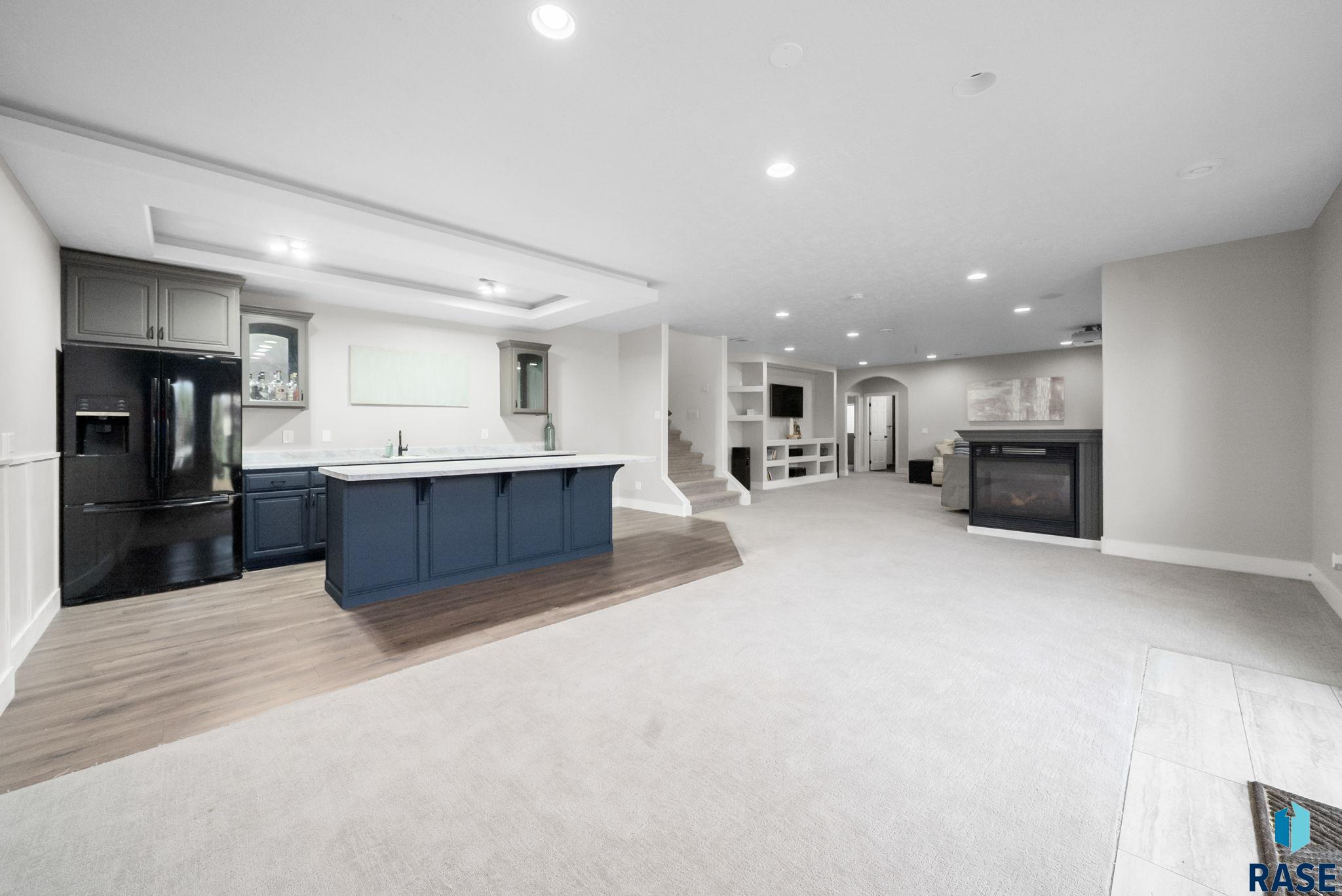 6313 Heatherridge Ave