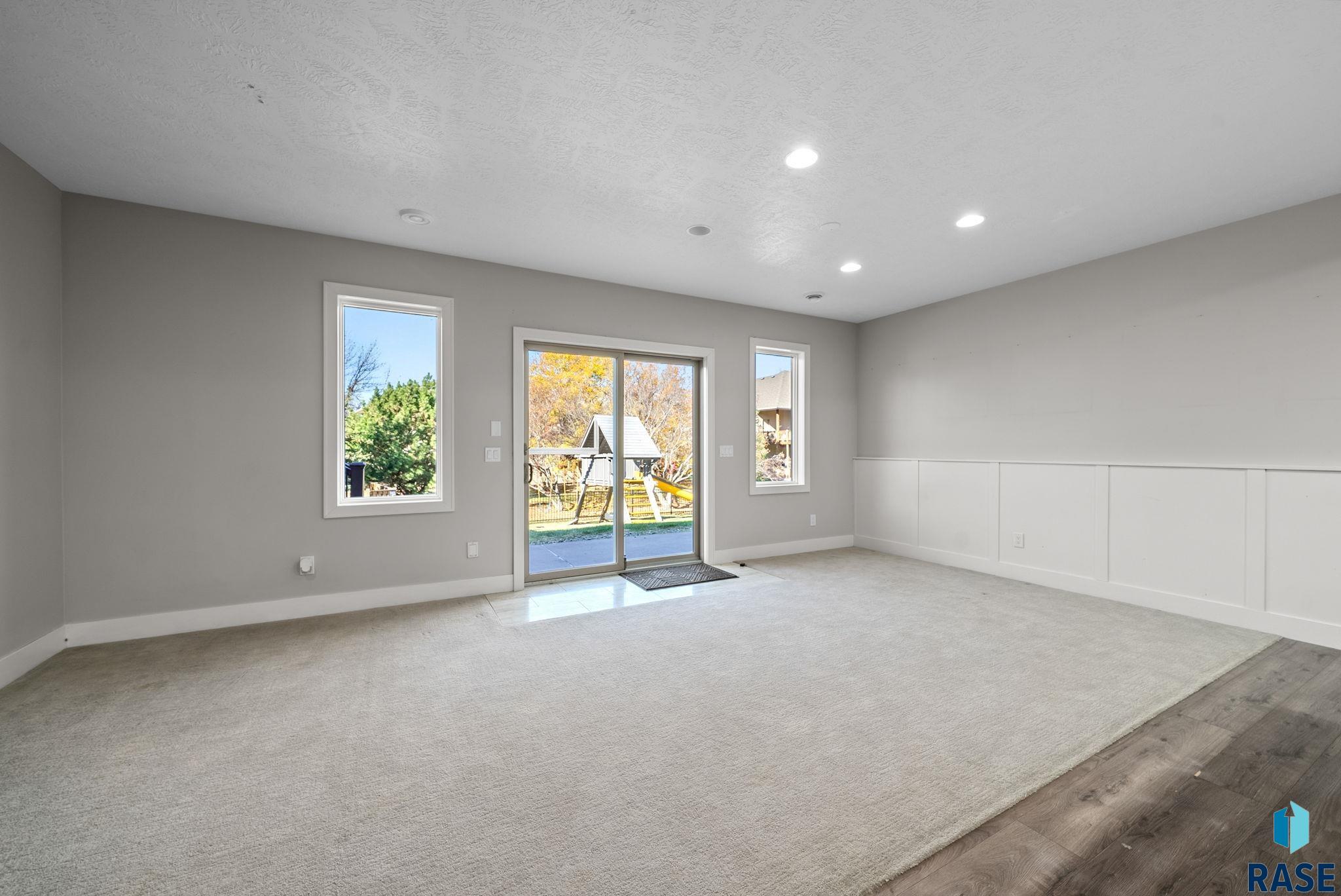 6313 Heatherridge Ave