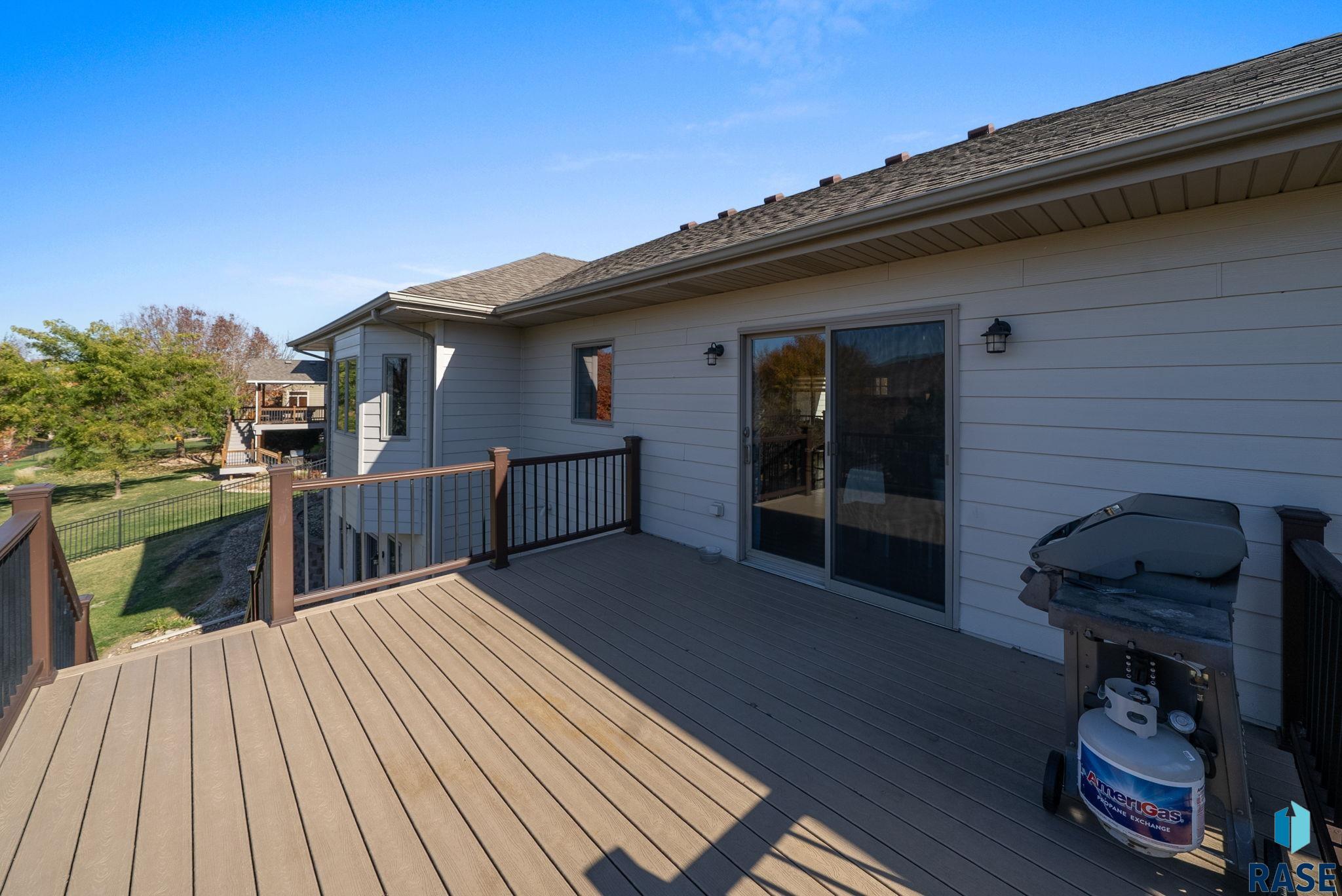 6313 Heatherridge Ave