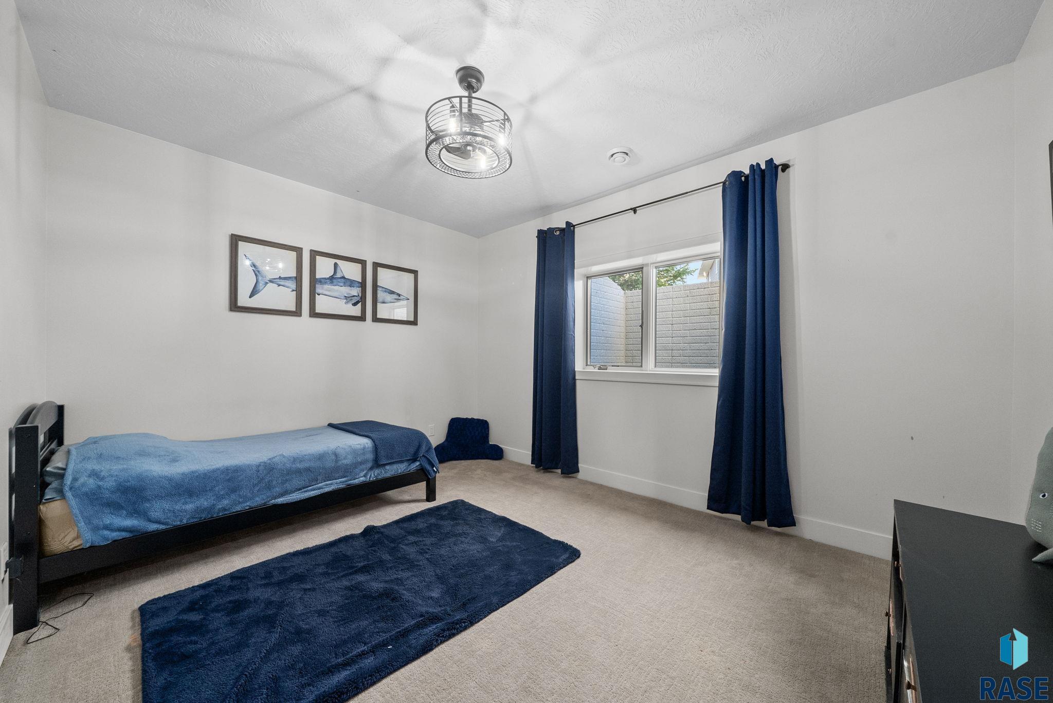 6313 Heatherridge Ave