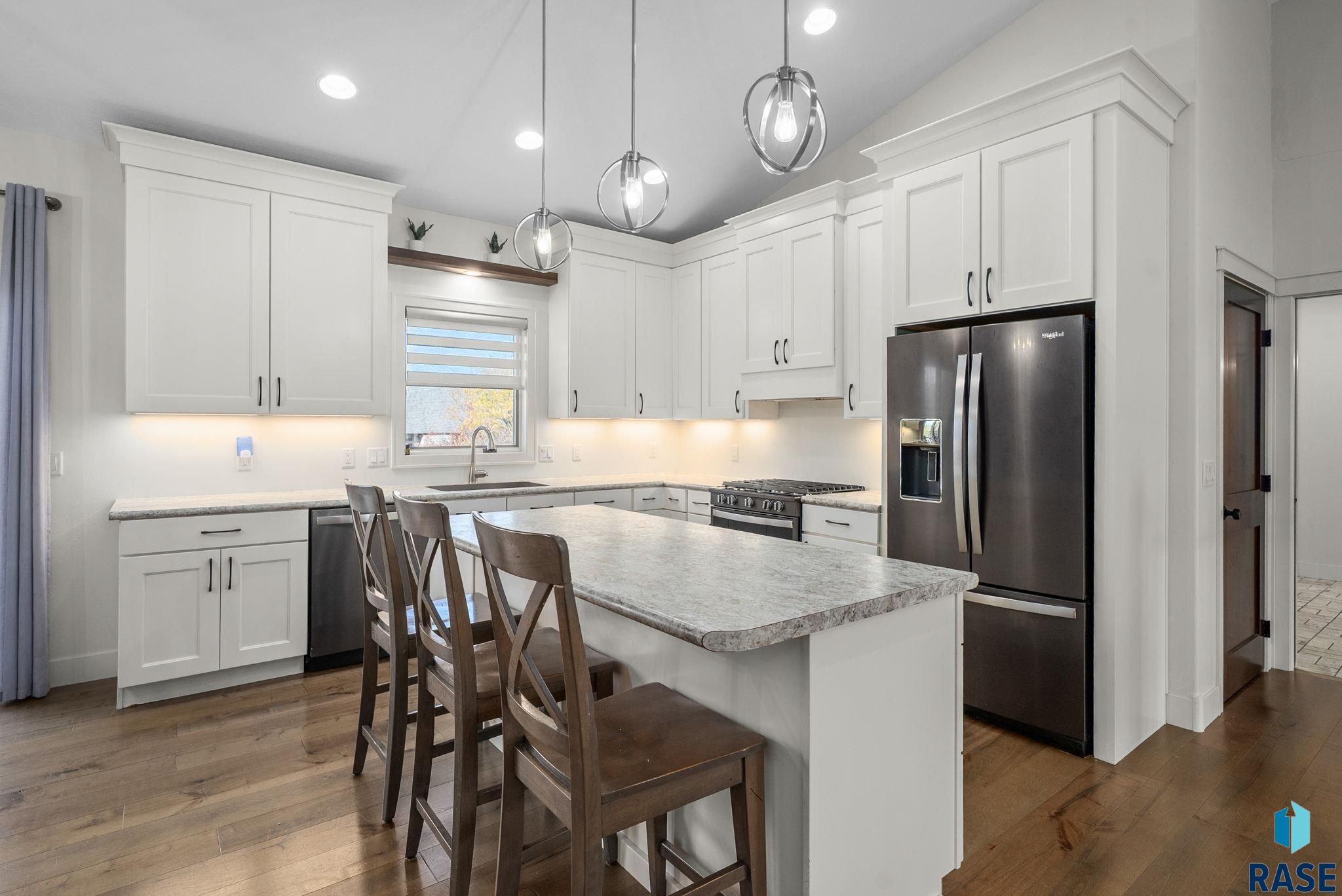 6313 Heatherridge Ave