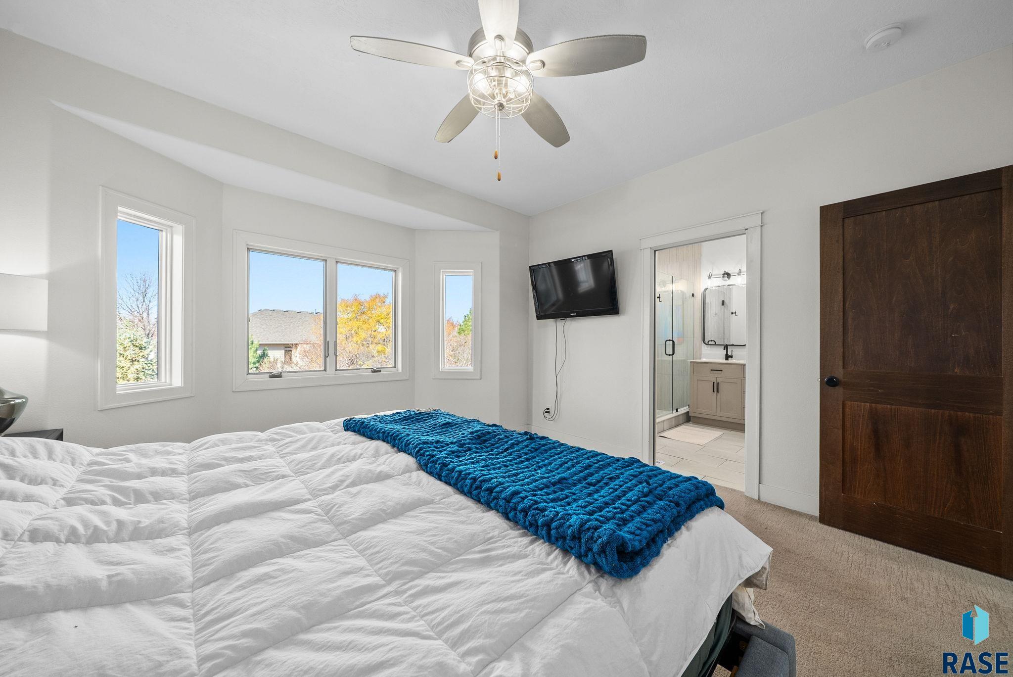 6313 Heatherridge Ave