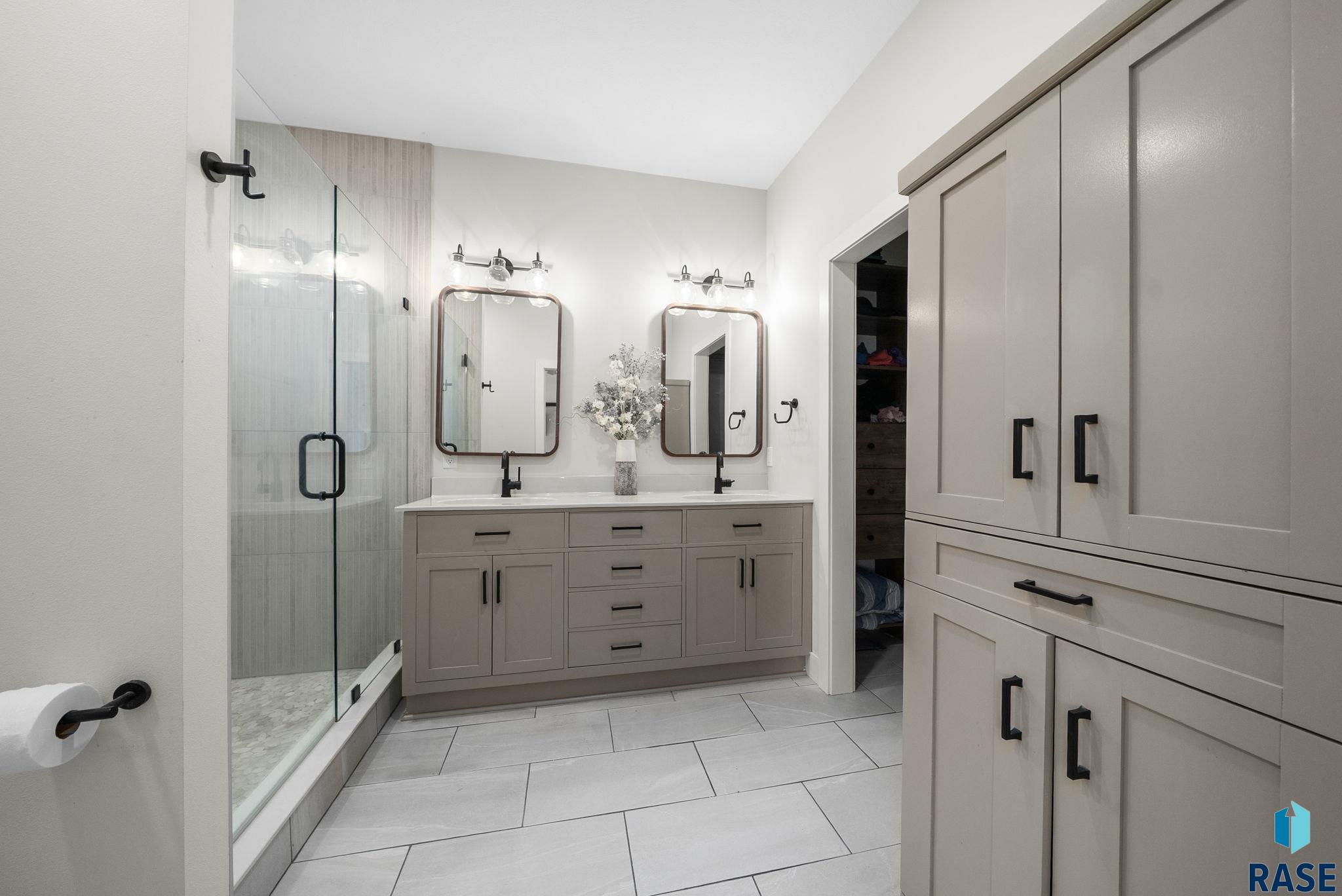 6313 Heatherridge Ave