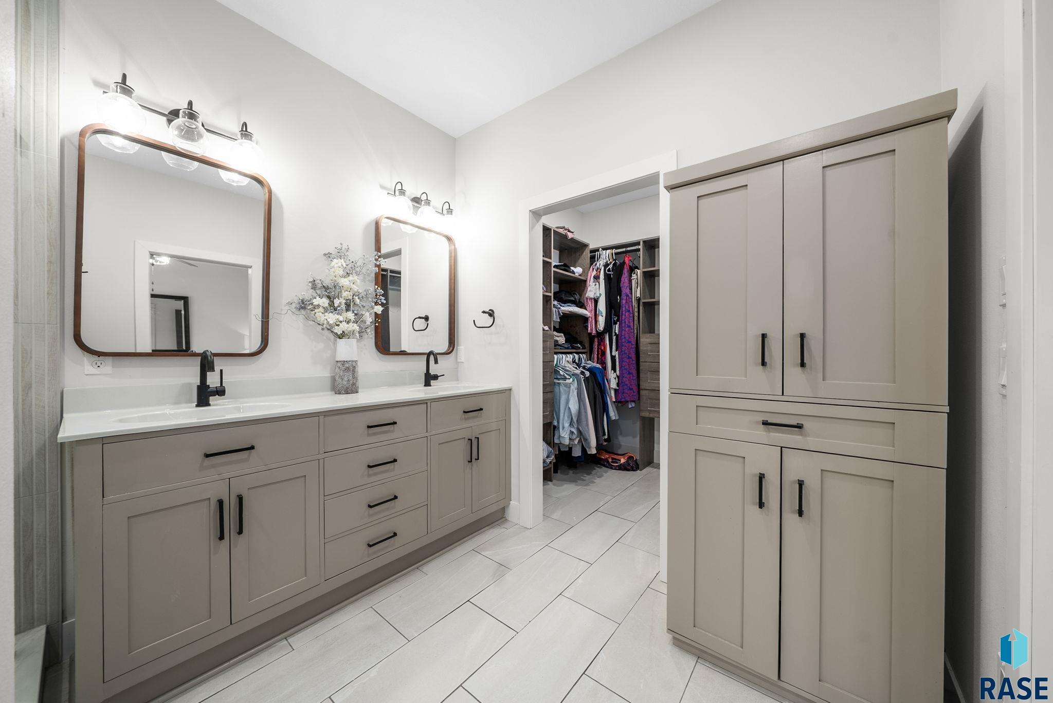 6313 Heatherridge Ave