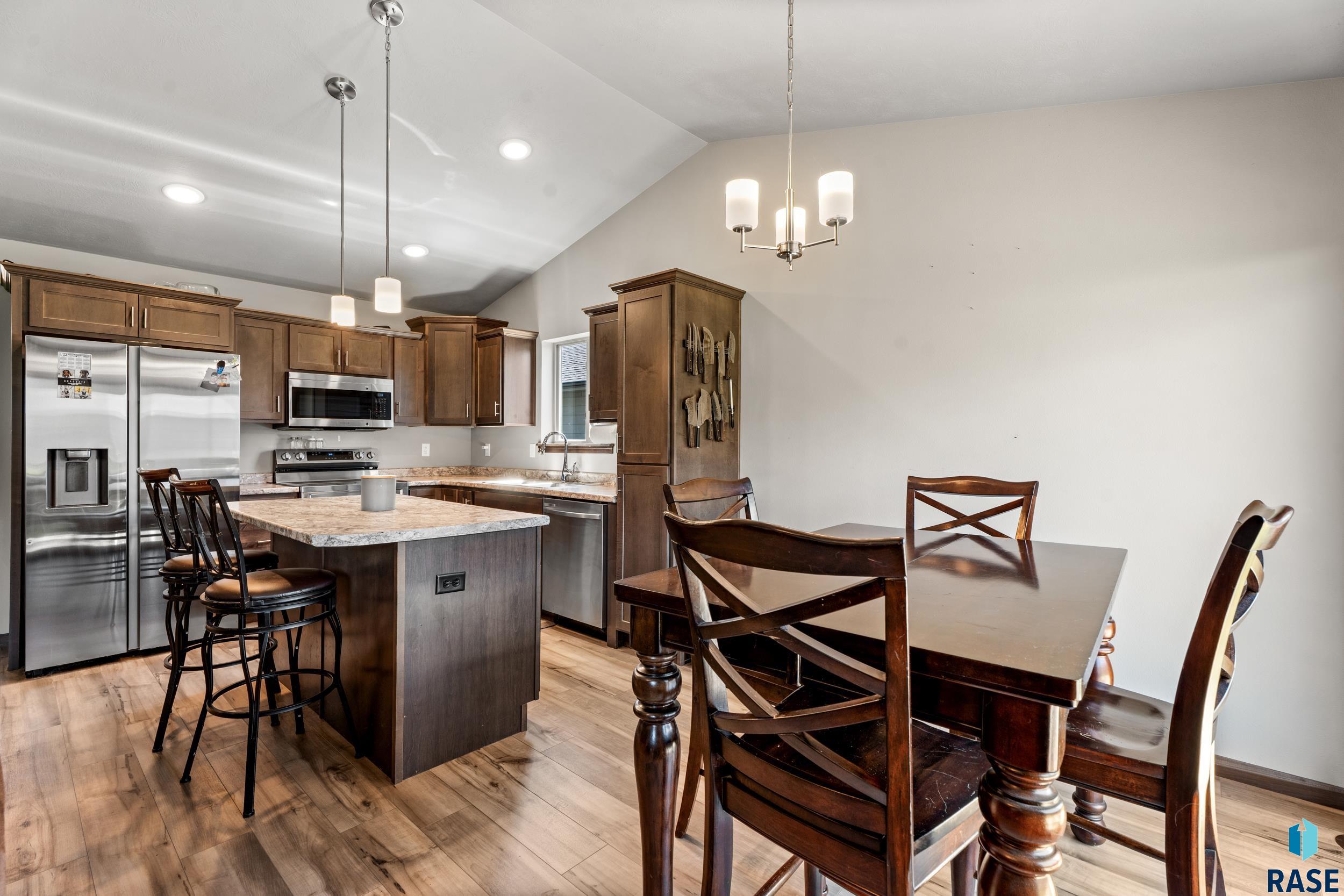 709 Anthem Dr