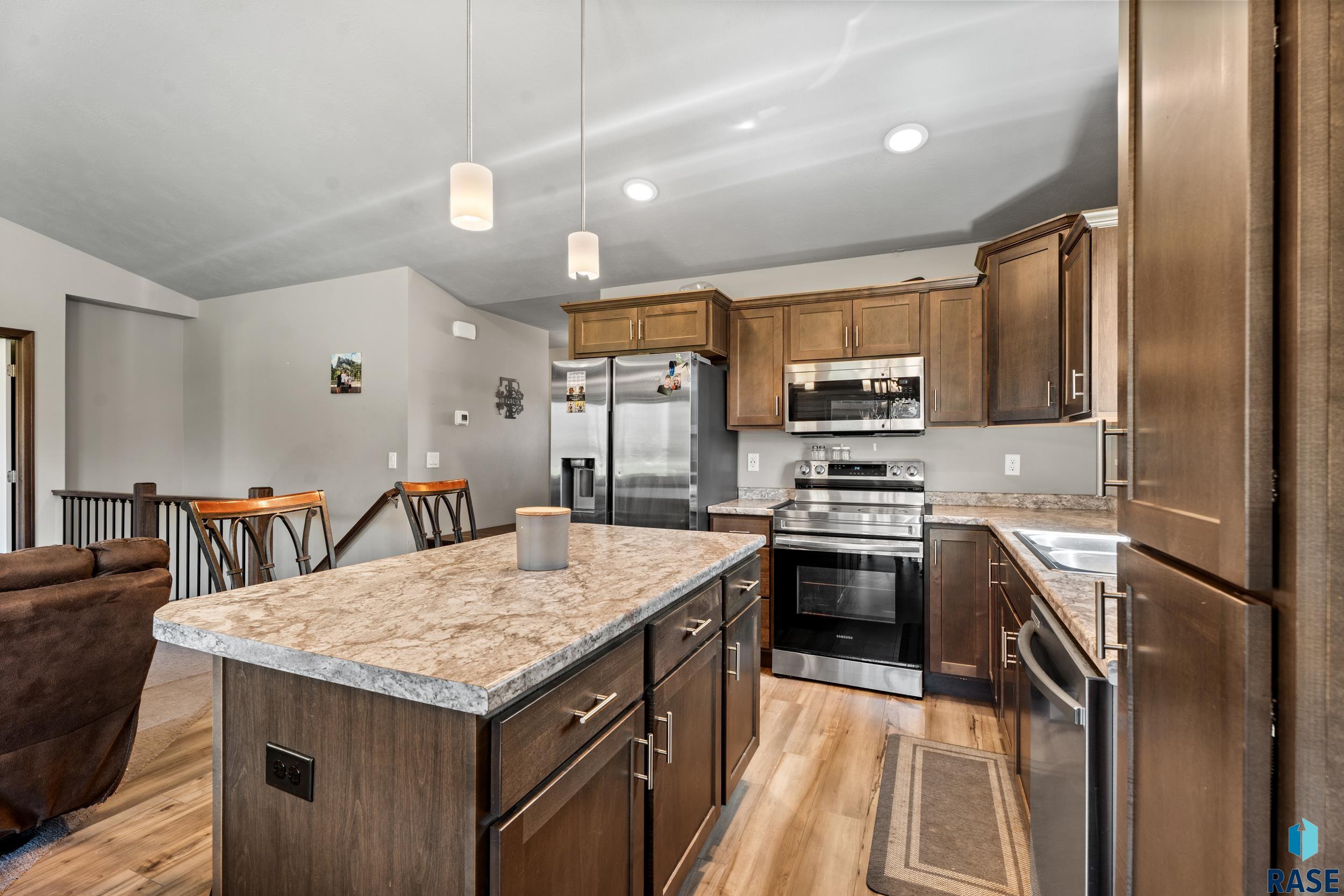 709 Anthem Dr