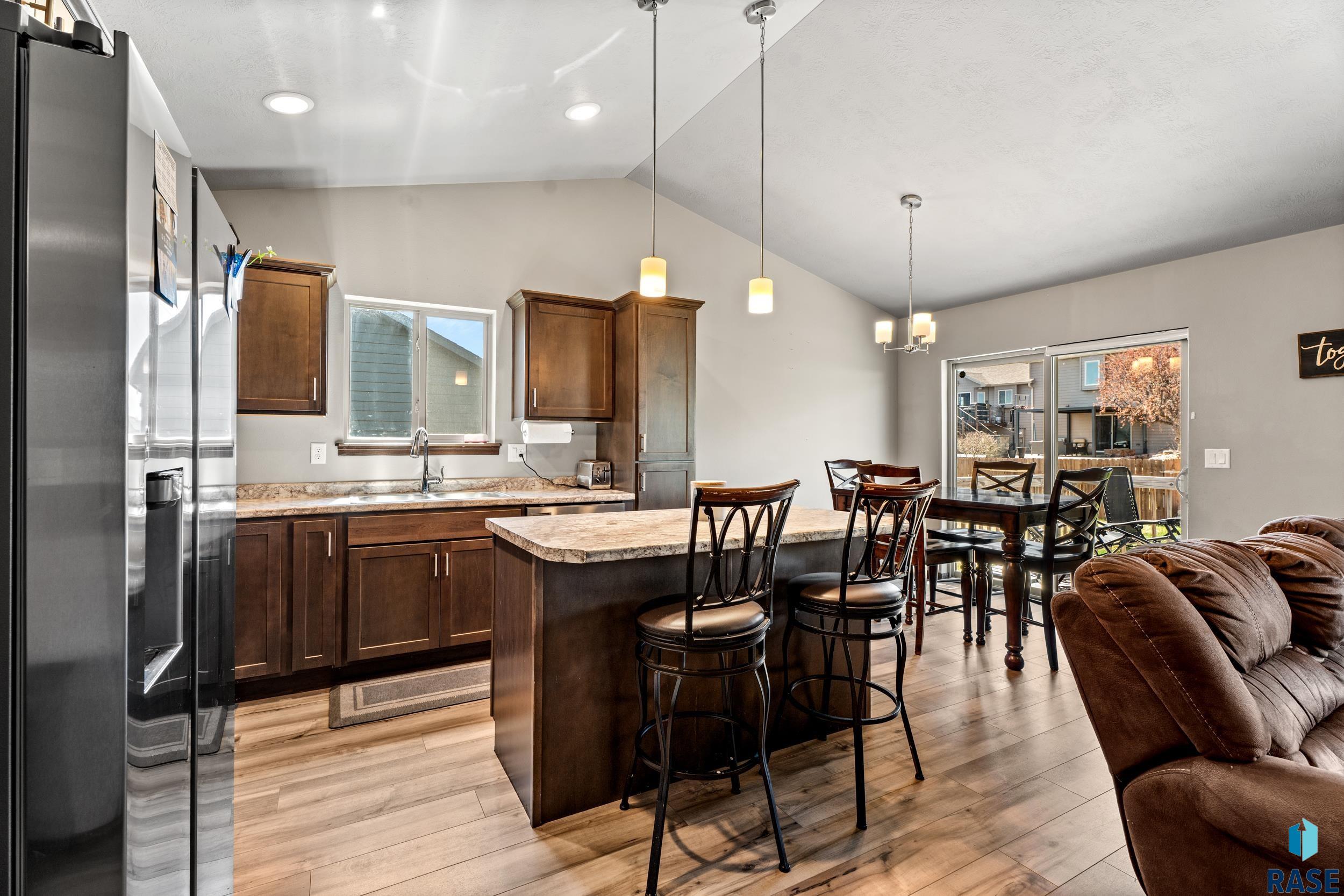 709 Anthem Dr