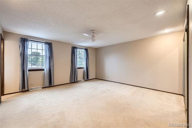 2556 S Eagle Circle