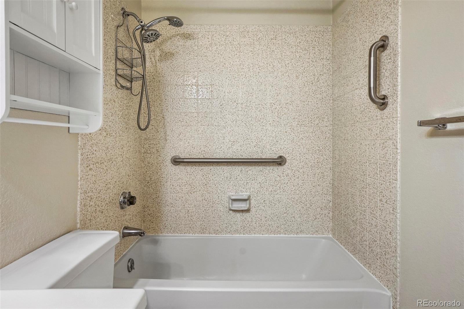 2710 E Otero Place Unit: 4