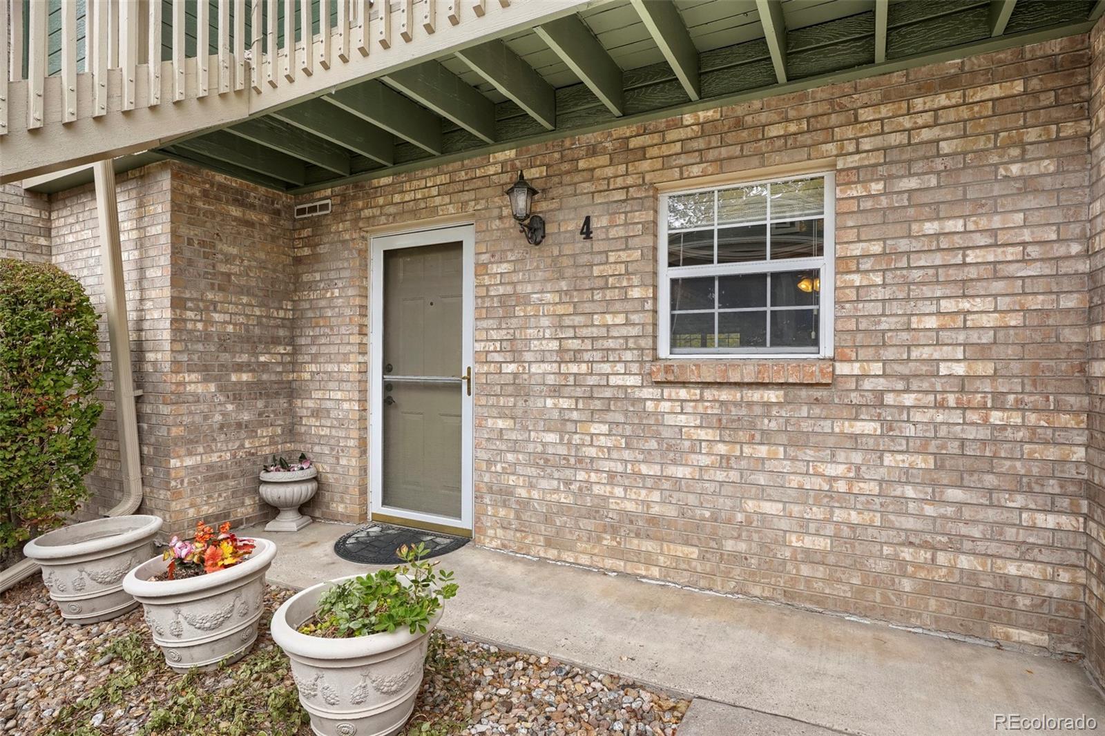 2710 E Otero Place Unit: 4