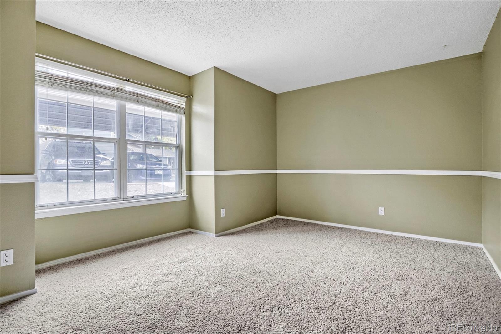 2710 E Otero Place Unit: 4