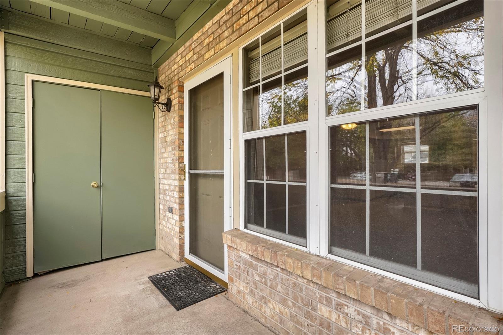 2710 E Otero Place Unit: 4
