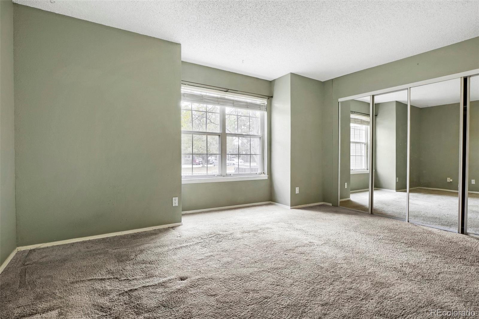 2710 E Otero Place Unit: 4