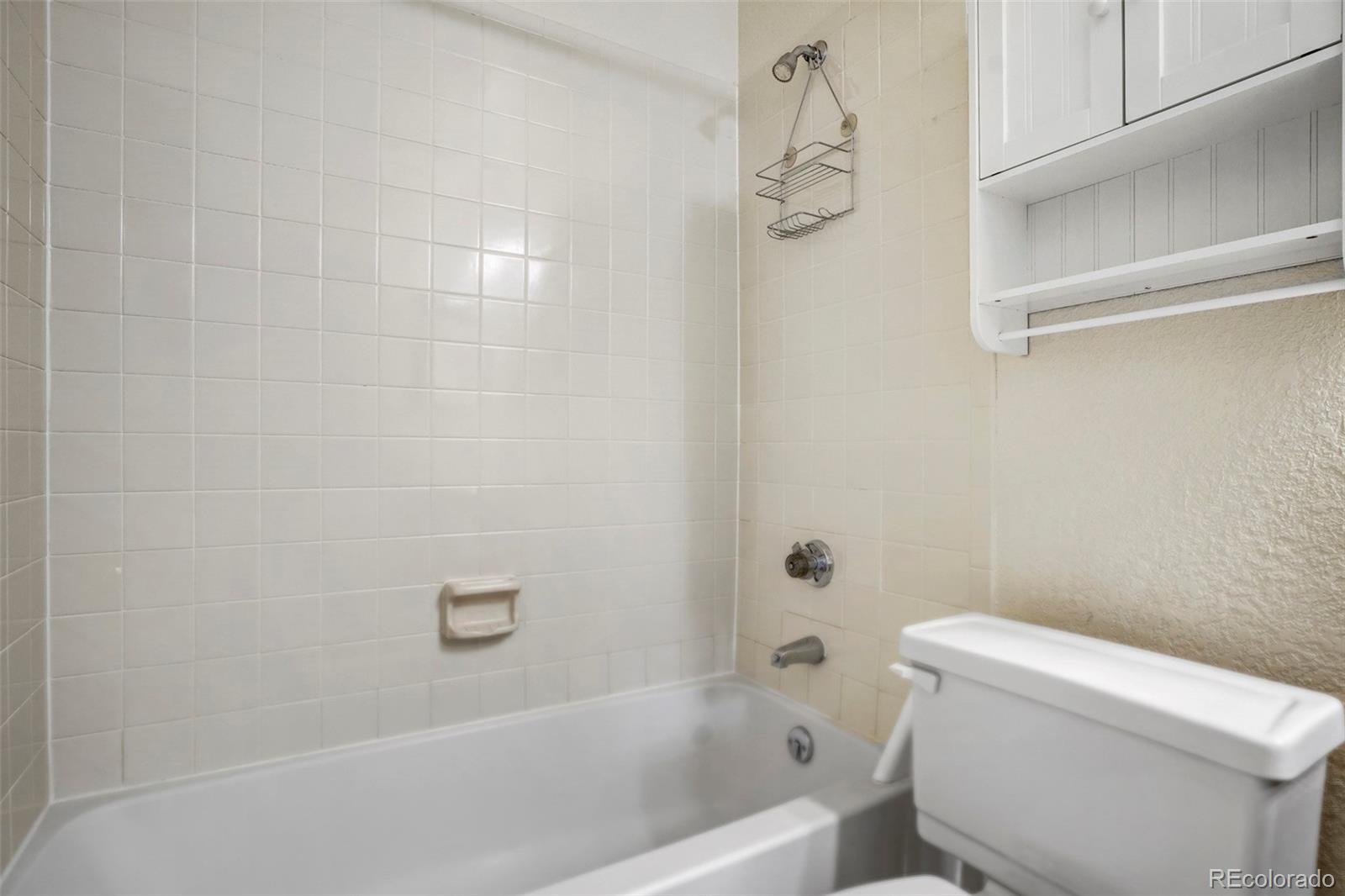 2710 E Otero Place Unit: 4