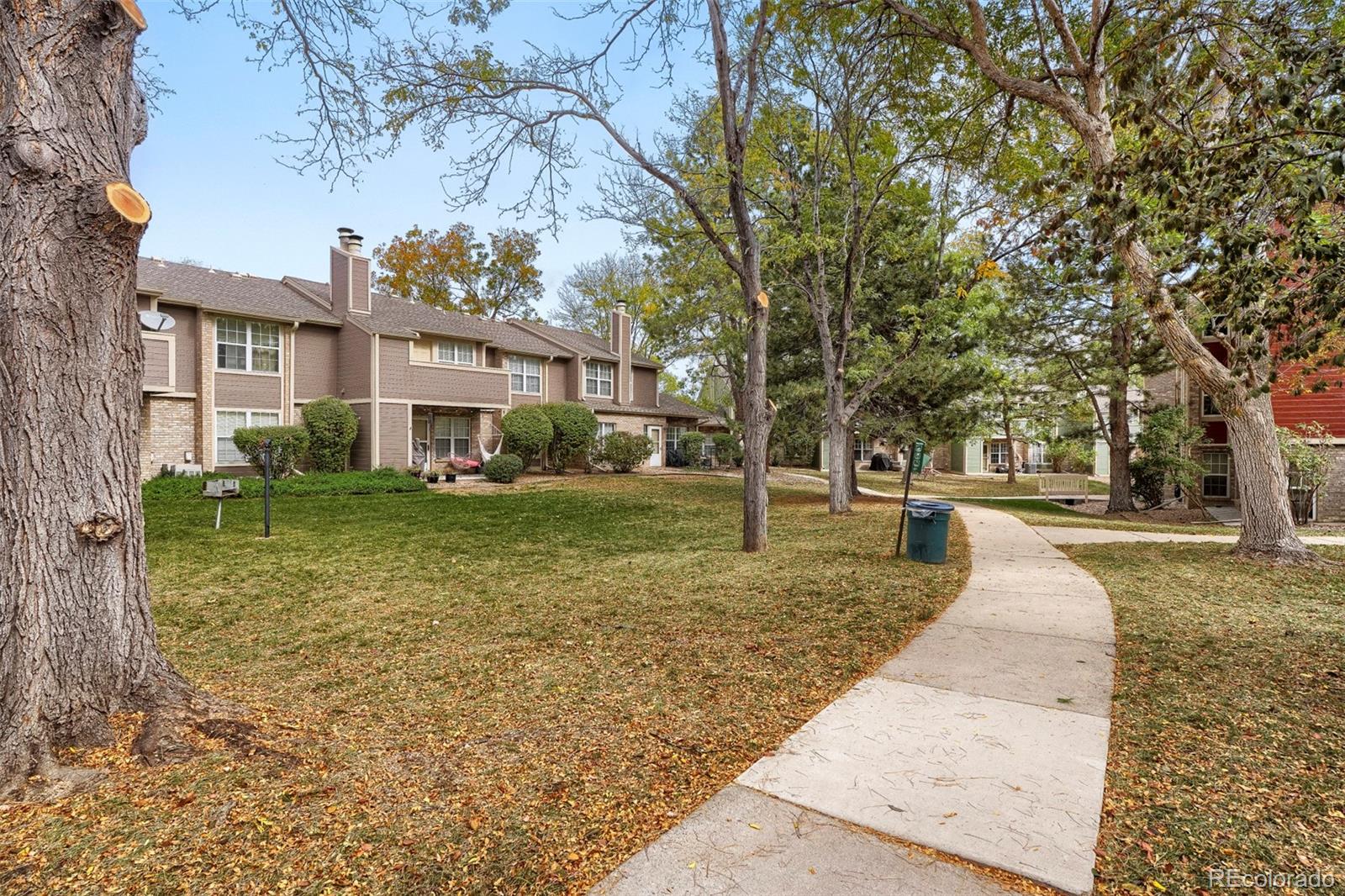 2710 E Otero Place Unit: 4