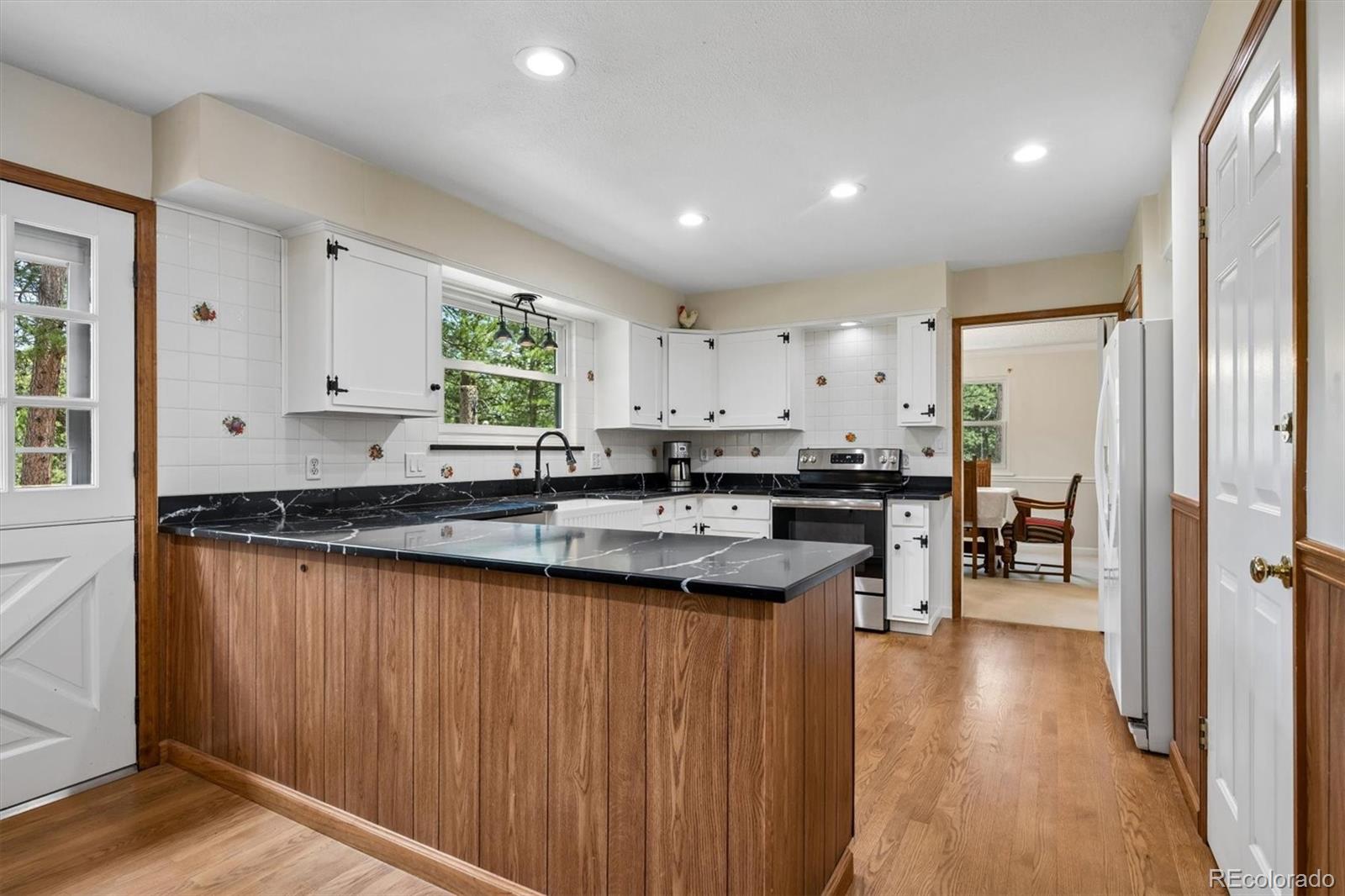 2710 Interlocken Drive