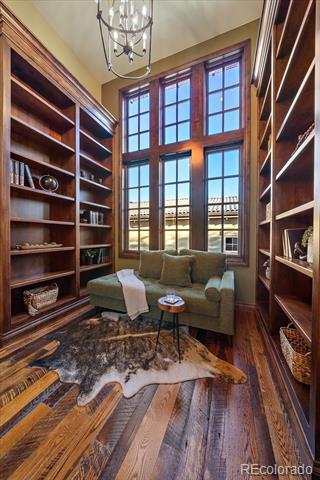 9494 Vista Hill Lane