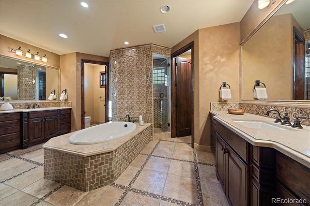 9494 Vista Hill Lane