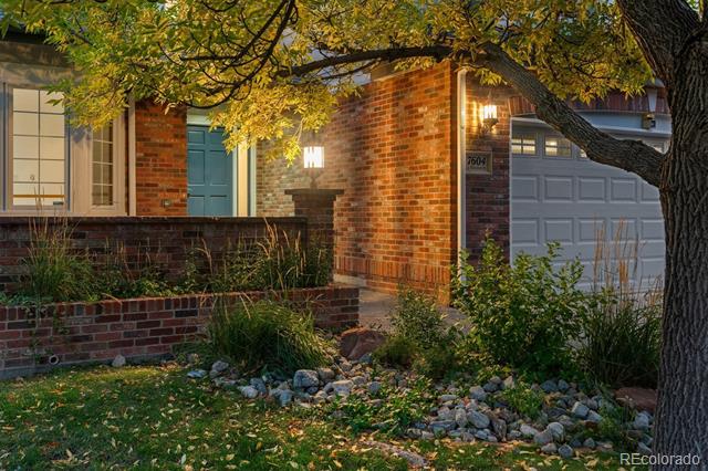 7604 S Platteview Drive