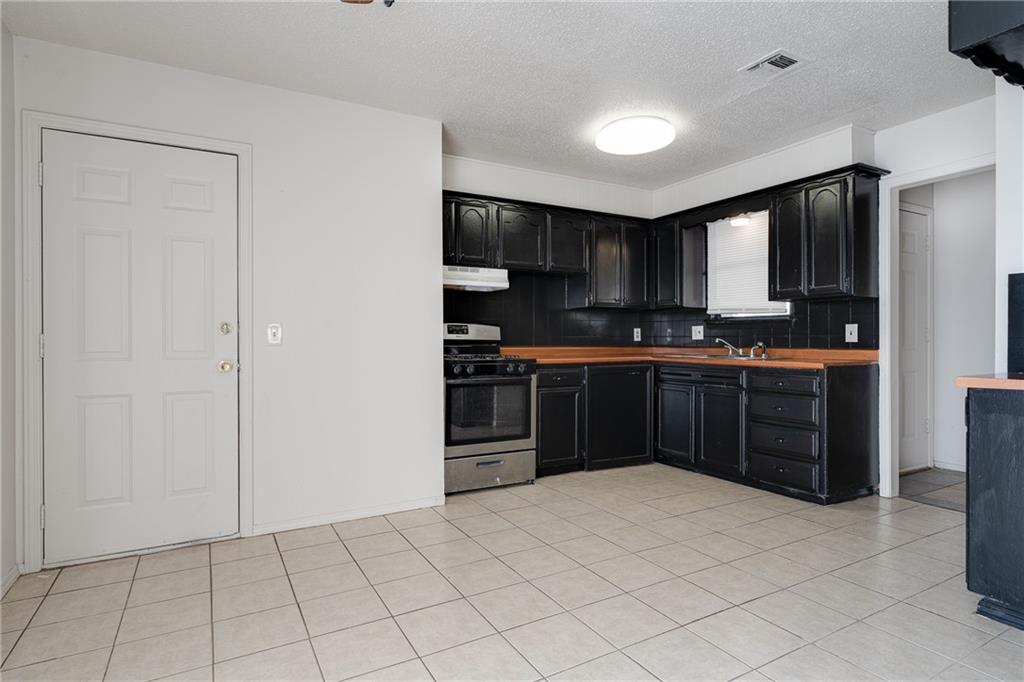 3332 Greenbrier Terrace