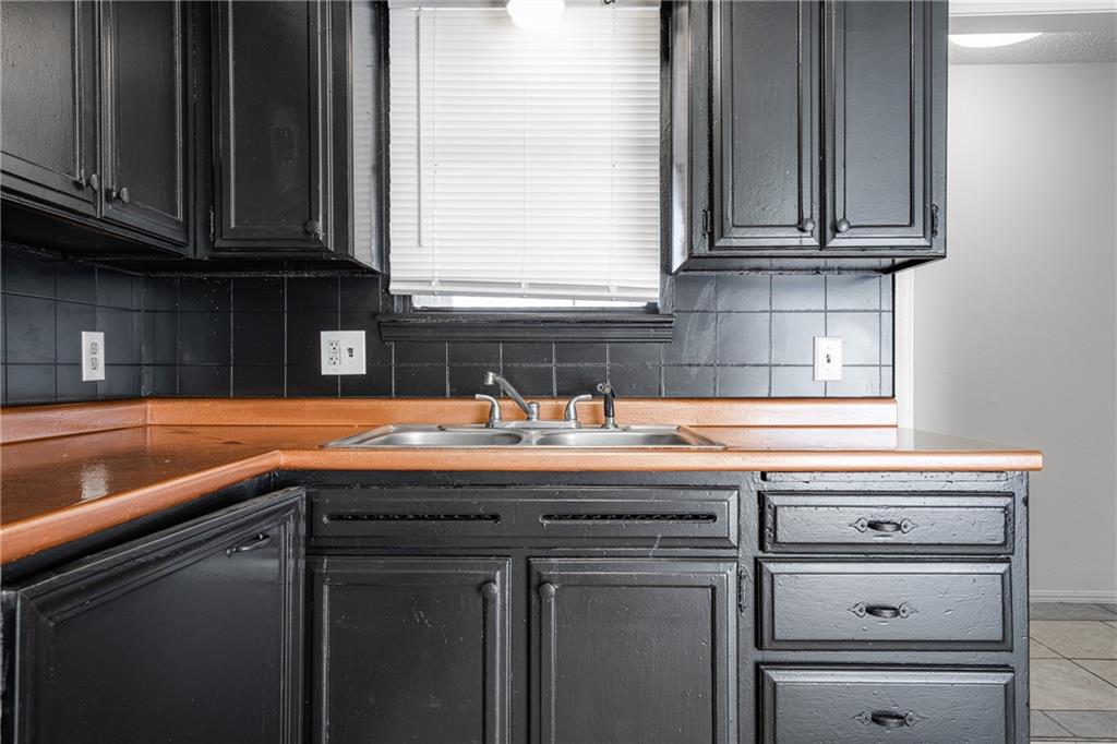3332 Greenbrier Terrace