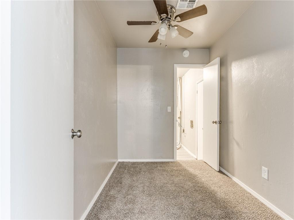 613 Country Club Circle
