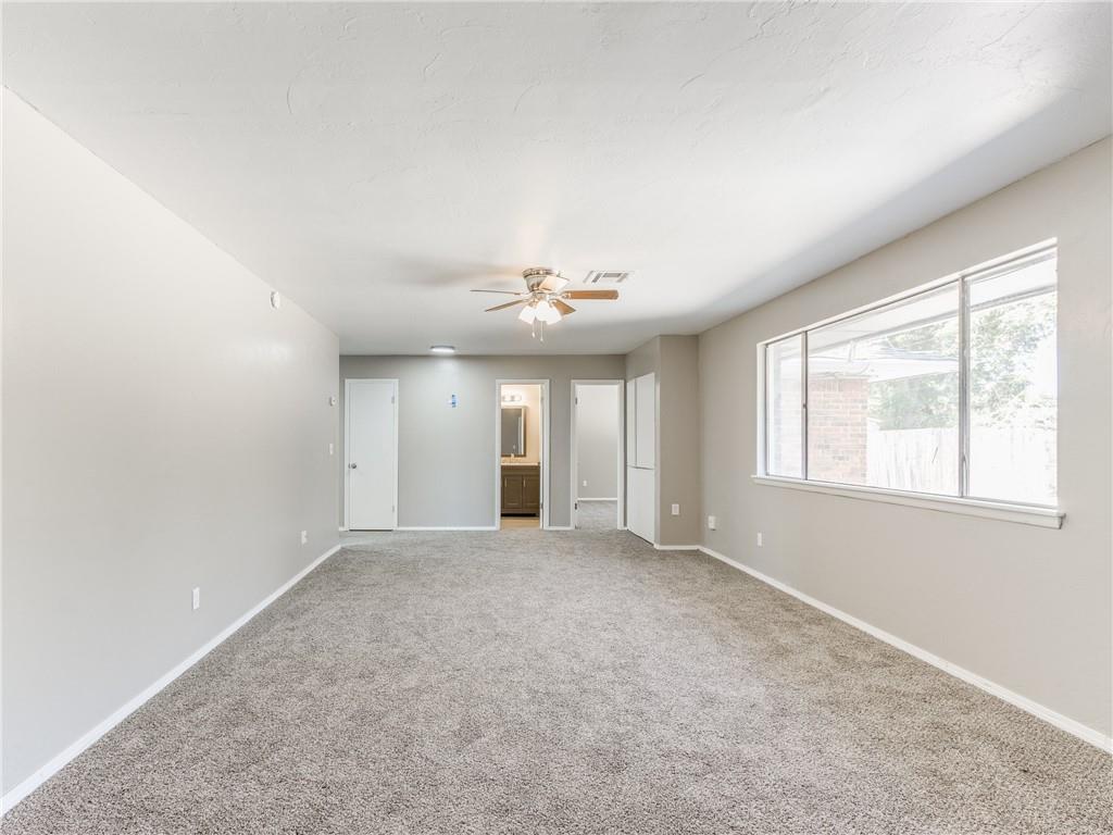 613 Country Club Circle