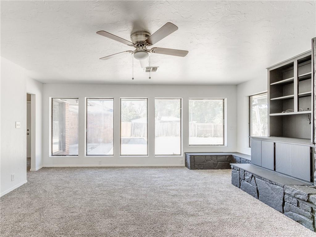 613 Country Club Circle