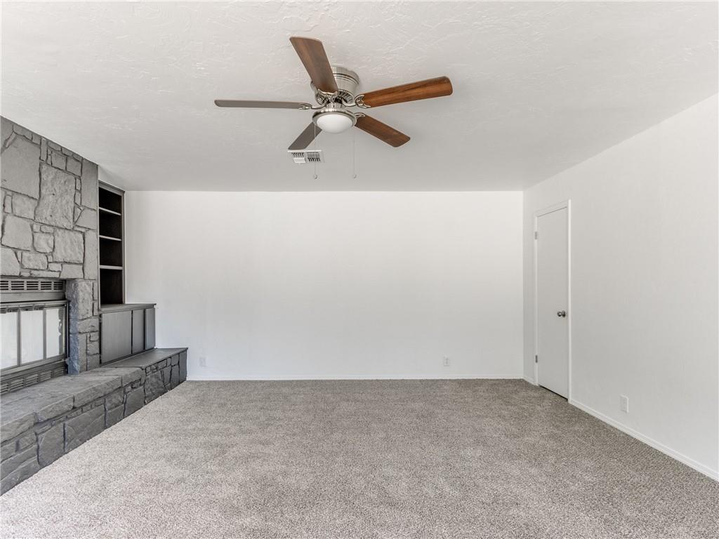 613 Country Club Circle