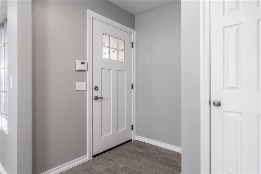 5820 NW 86th Street
