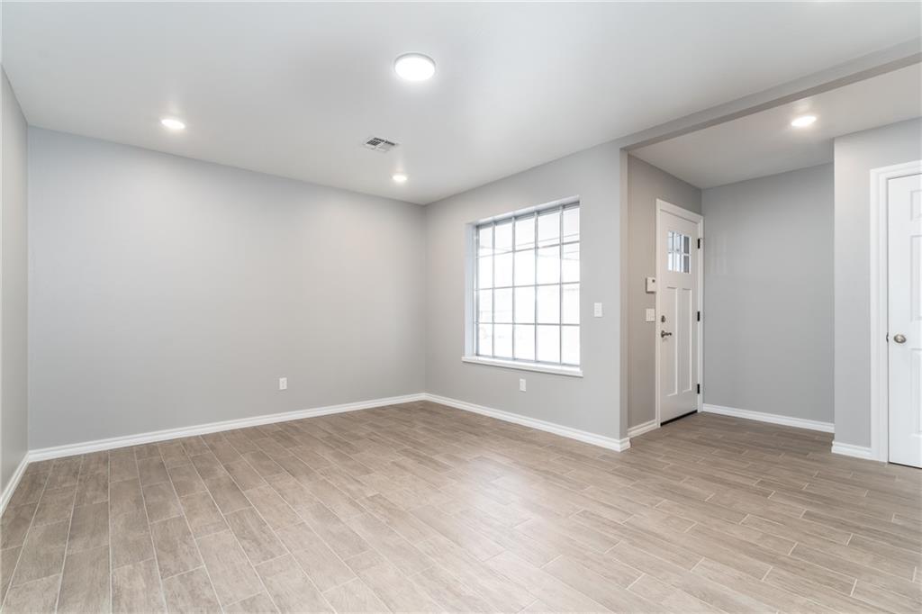 5820 NW 86th Street