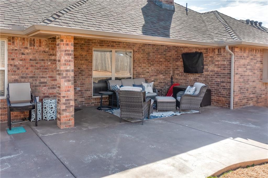 16333 Old Ivy Circle
