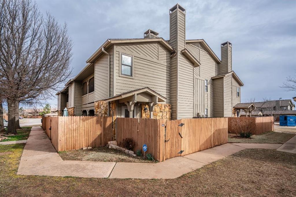 14331 N Pennsylvania Avenue Unit: 32G