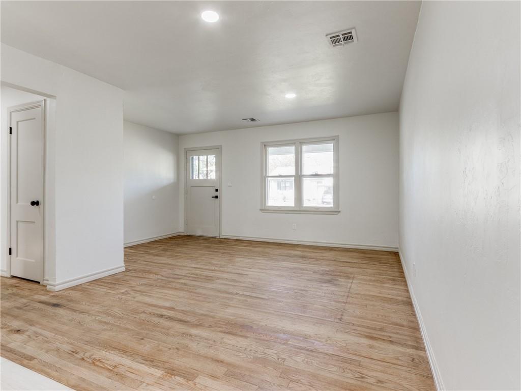 1700 Hampton Drive